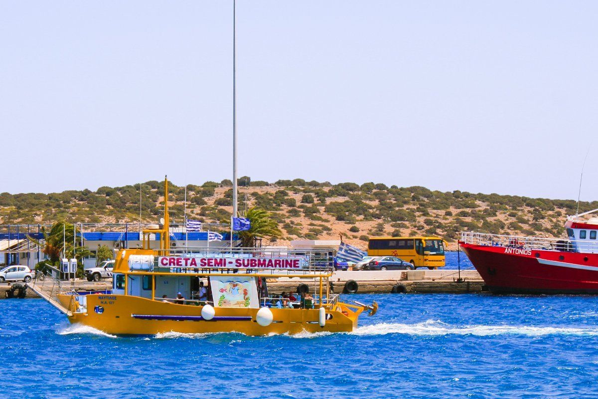 Creta-semi-submarine