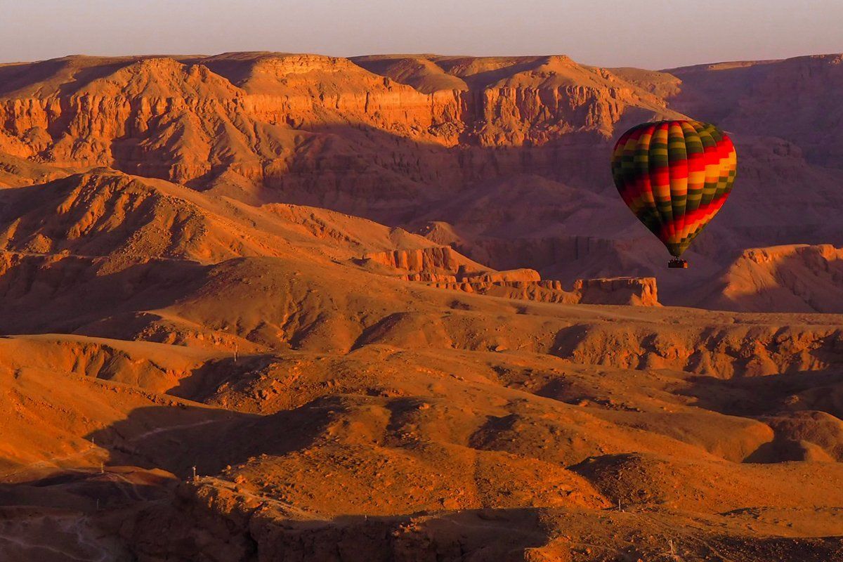 Hot-Air-Balloon-Ride-in-Luxor