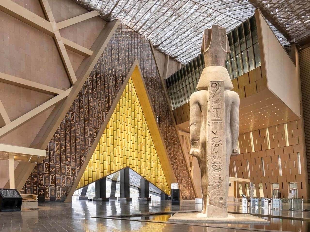 Photo-from-inside-the-grand-Egyptian-Museum
