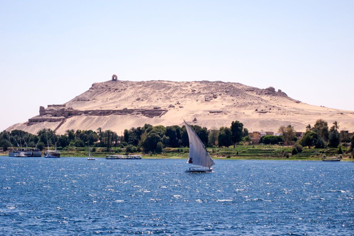 Tombs-of-the-Nobles-in-Aswan