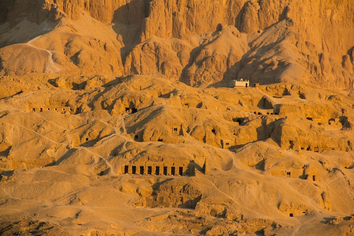 Tombs-of-the-nobles
