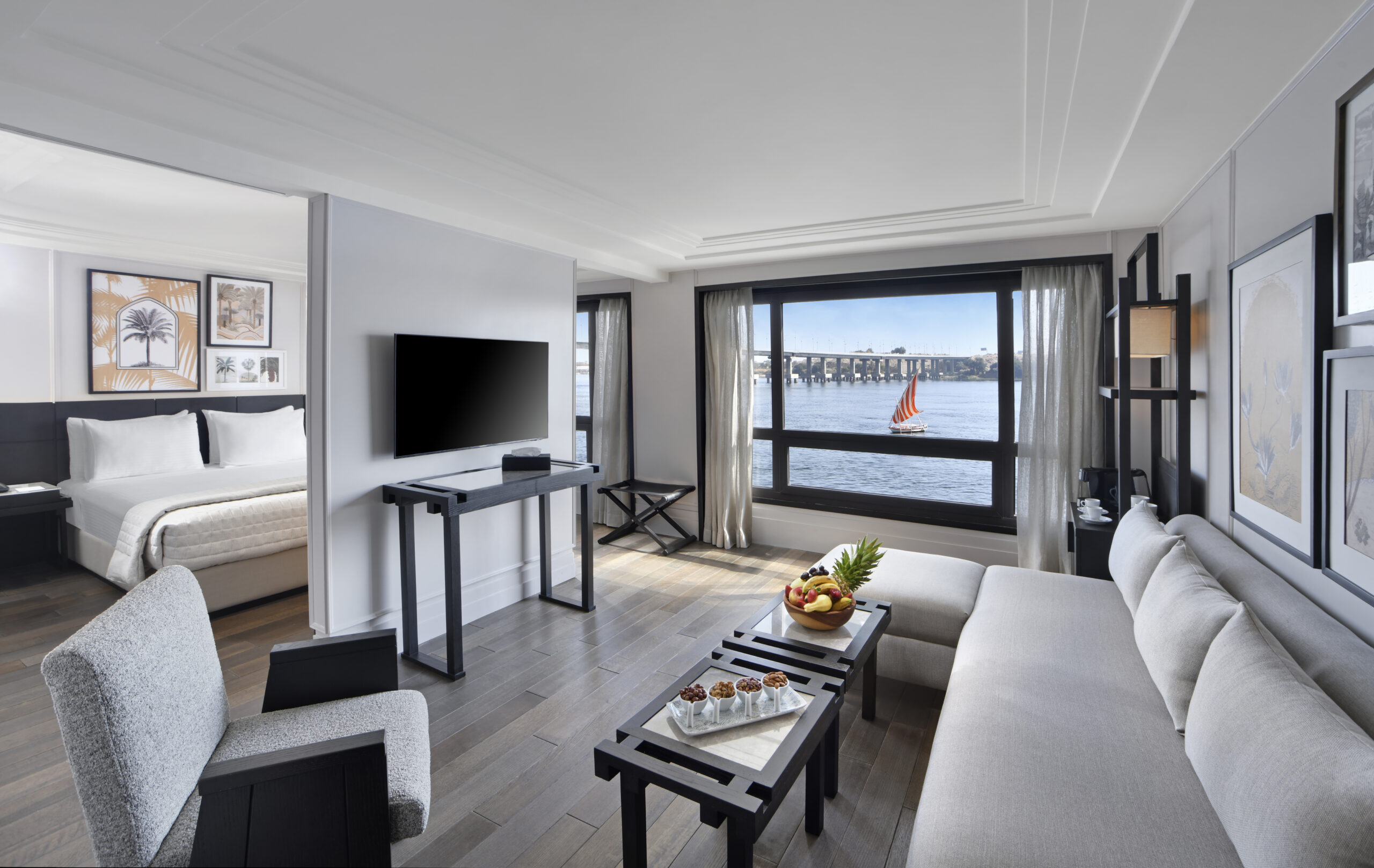 Deluxe Suite king