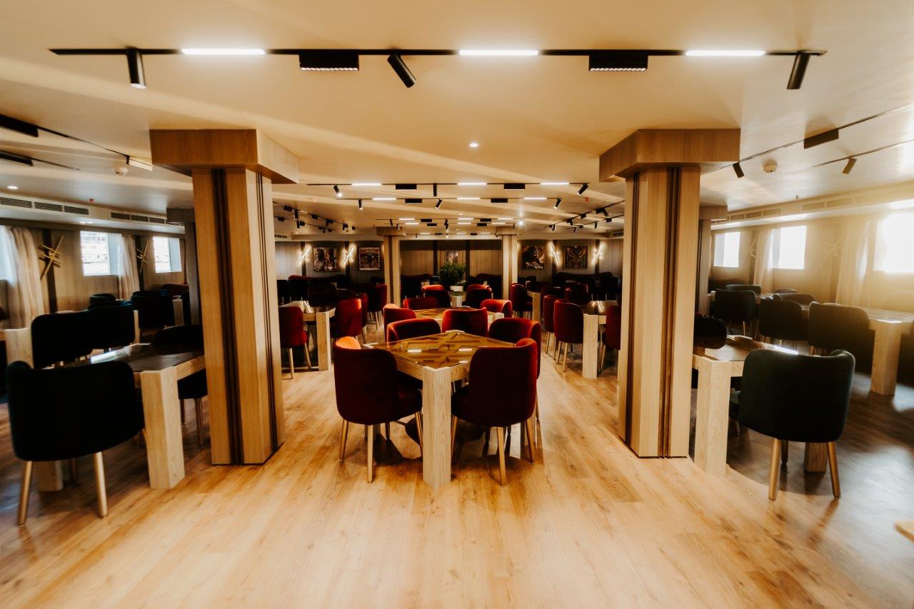 Medea-Restaurant-